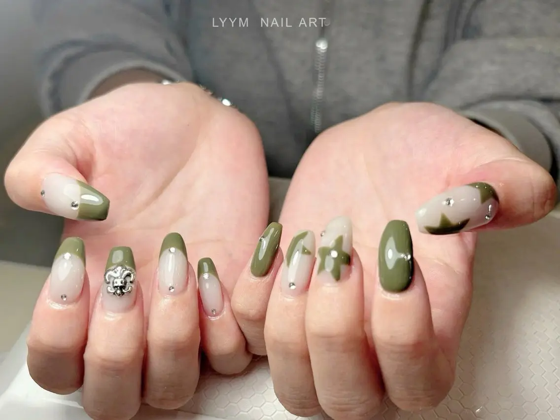 ネイル カジュアル フレンチネイル 韓国ネイル シンプルネイル LYYM Salonのネイルデザイン