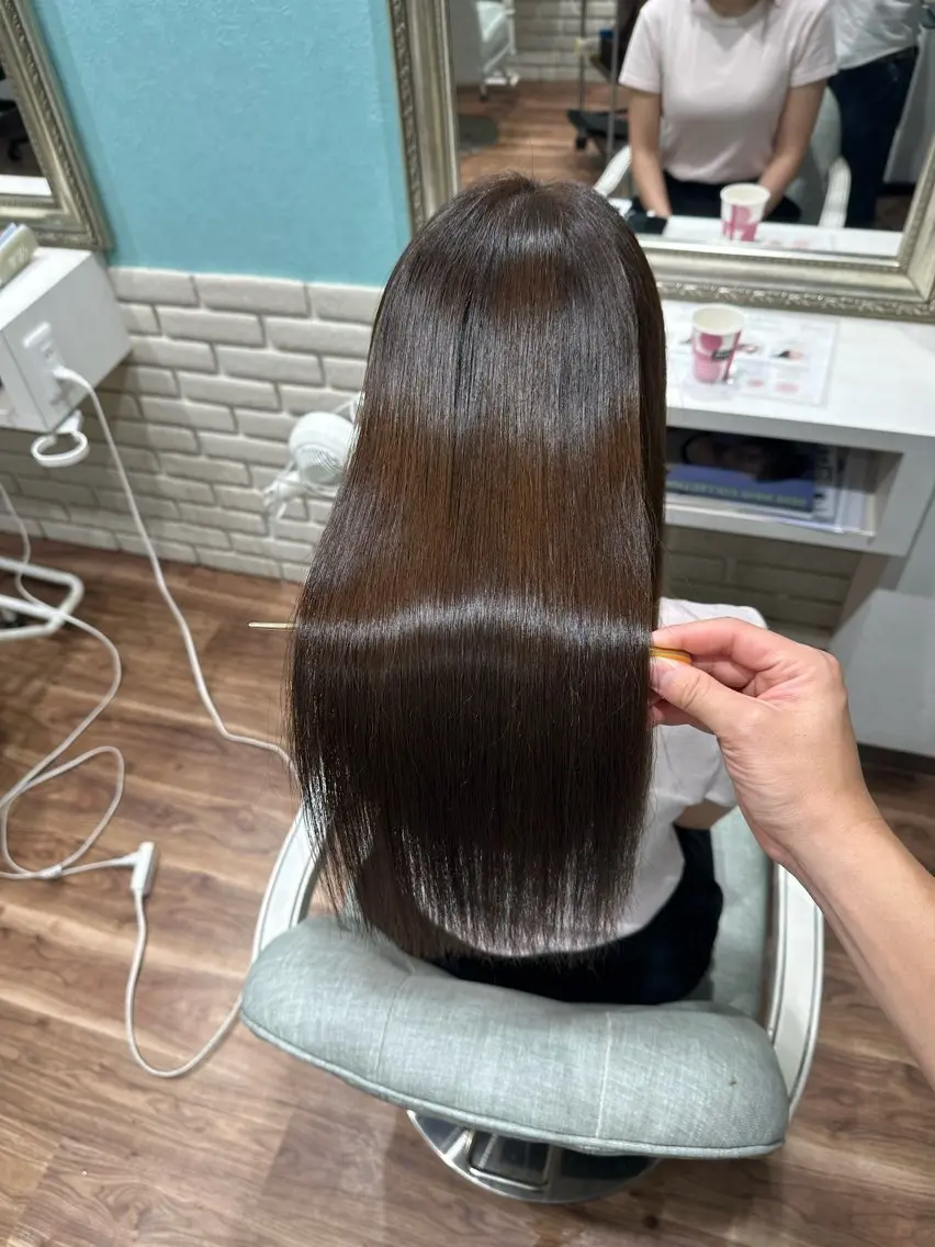 ロング カラー パーマ トリートメント 縮毛矯正 山下/高田馬場 /美髪/透明感カラーのヘアスタイル
