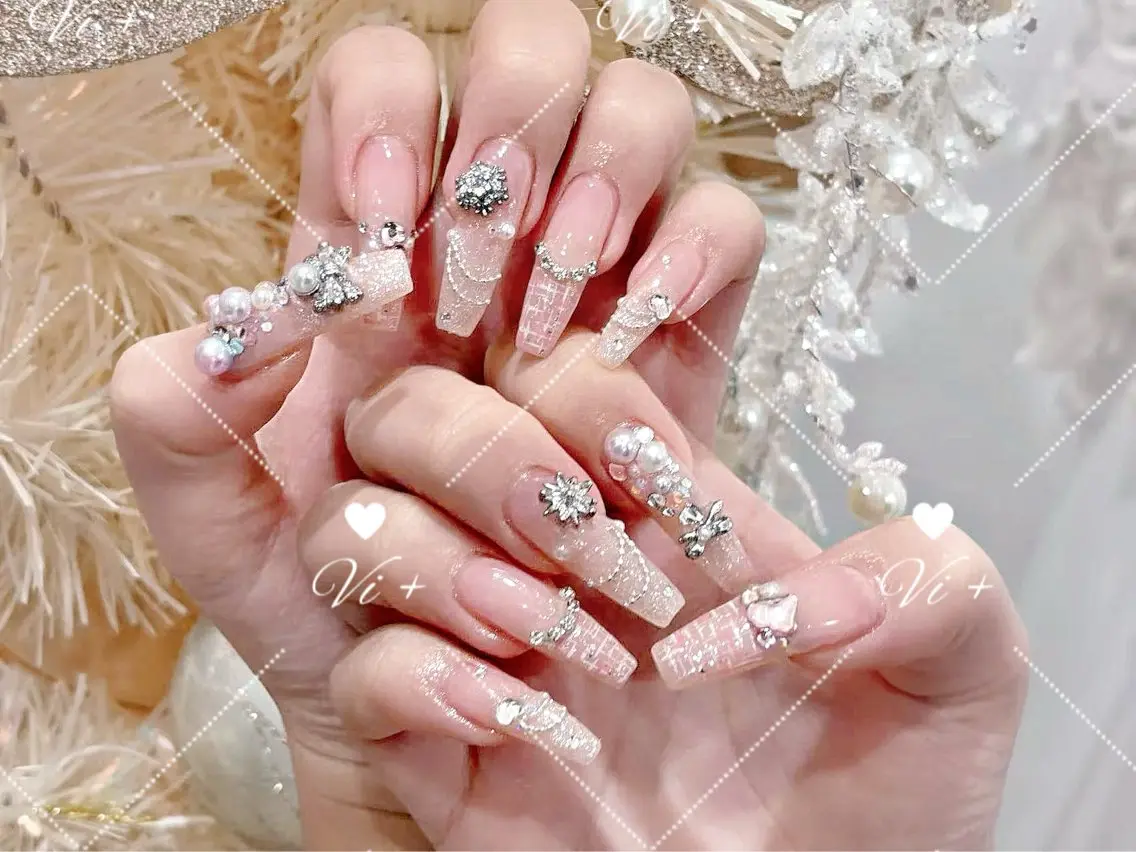 ネイル ハンドネイル ✨Nailsalon Vi+✨のネイルデザイン
