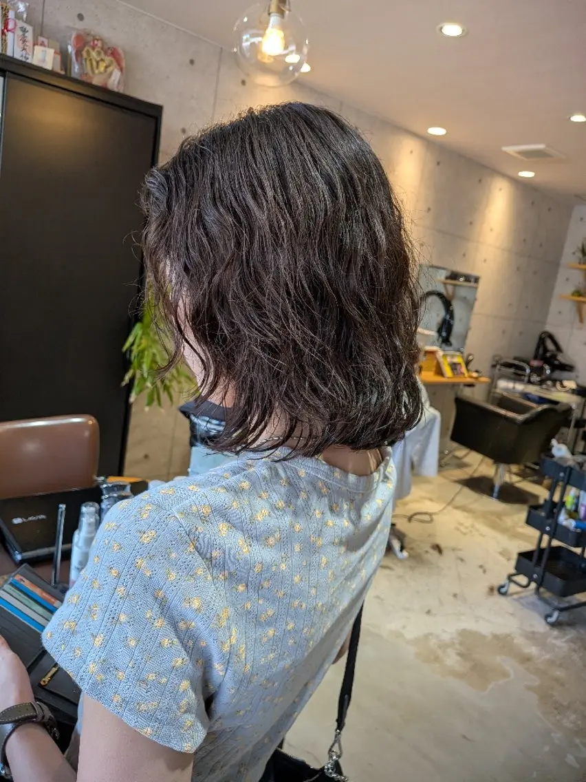 ミディアム パーマ ミディアムパーマ NISHIDA MINAMIのヘアスタイル
