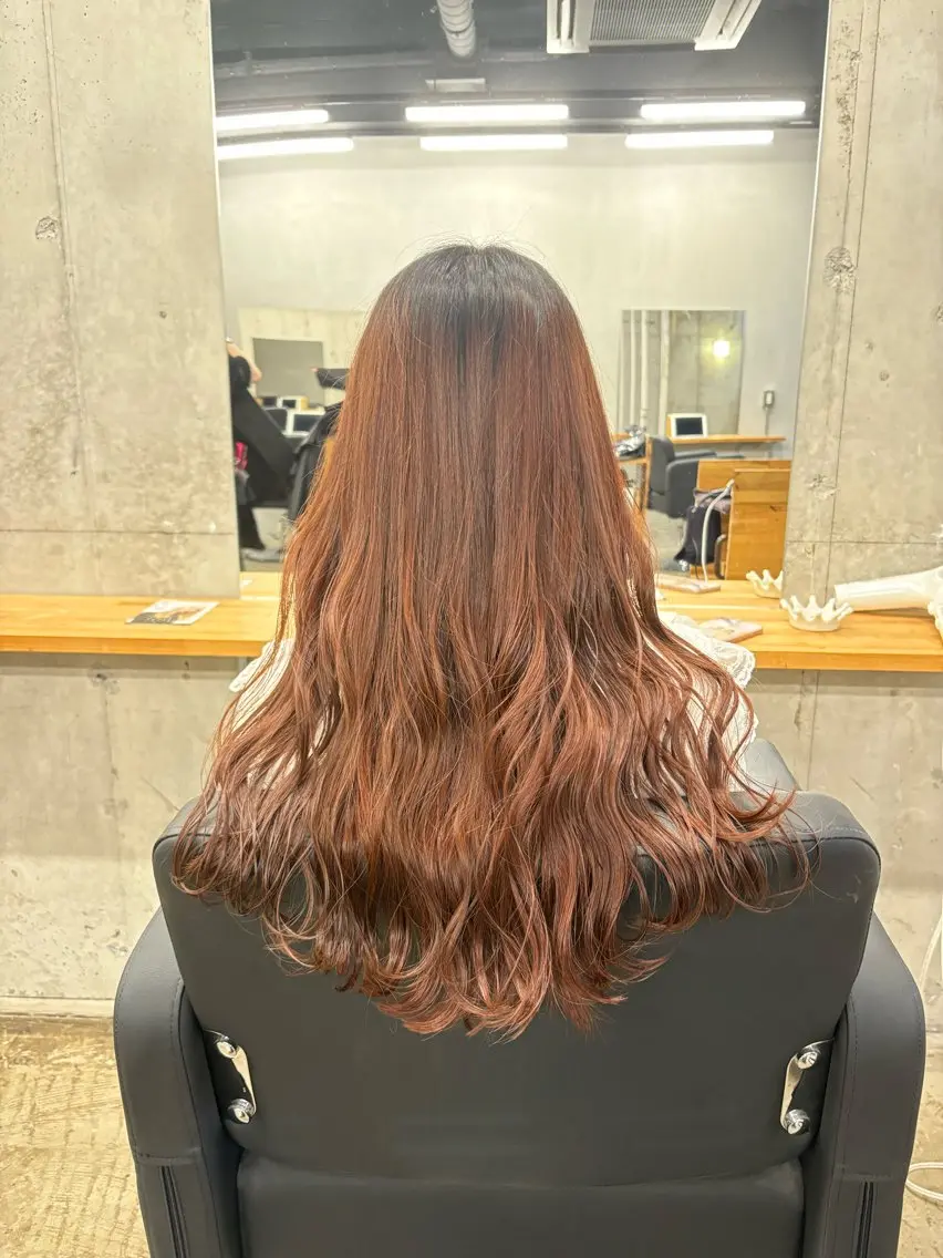 ロング . Manatoのヘアスタイル