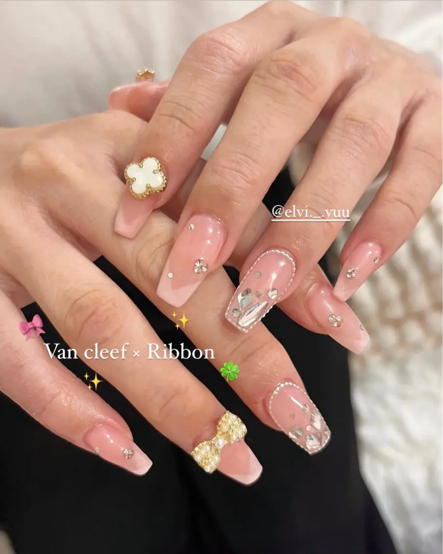 ネイル SALON ELVI.のネイルデザイン