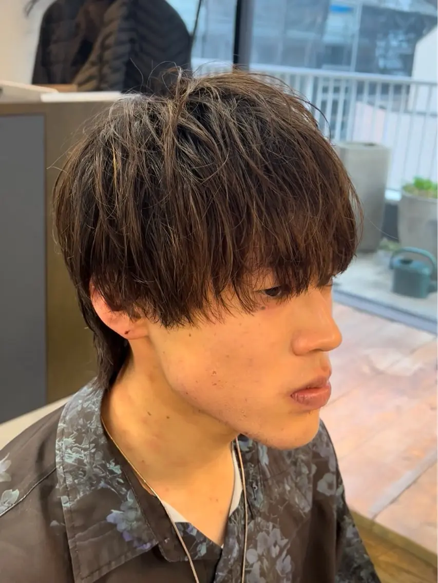 ミディアム カラー パーマ ヘアアレンジ メンズ 伊藤 陸のヘアスタイル