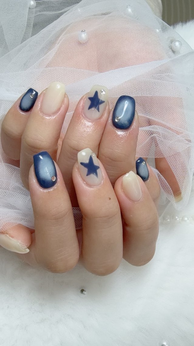 ネイル Crystal Nailのネイルデザイン
