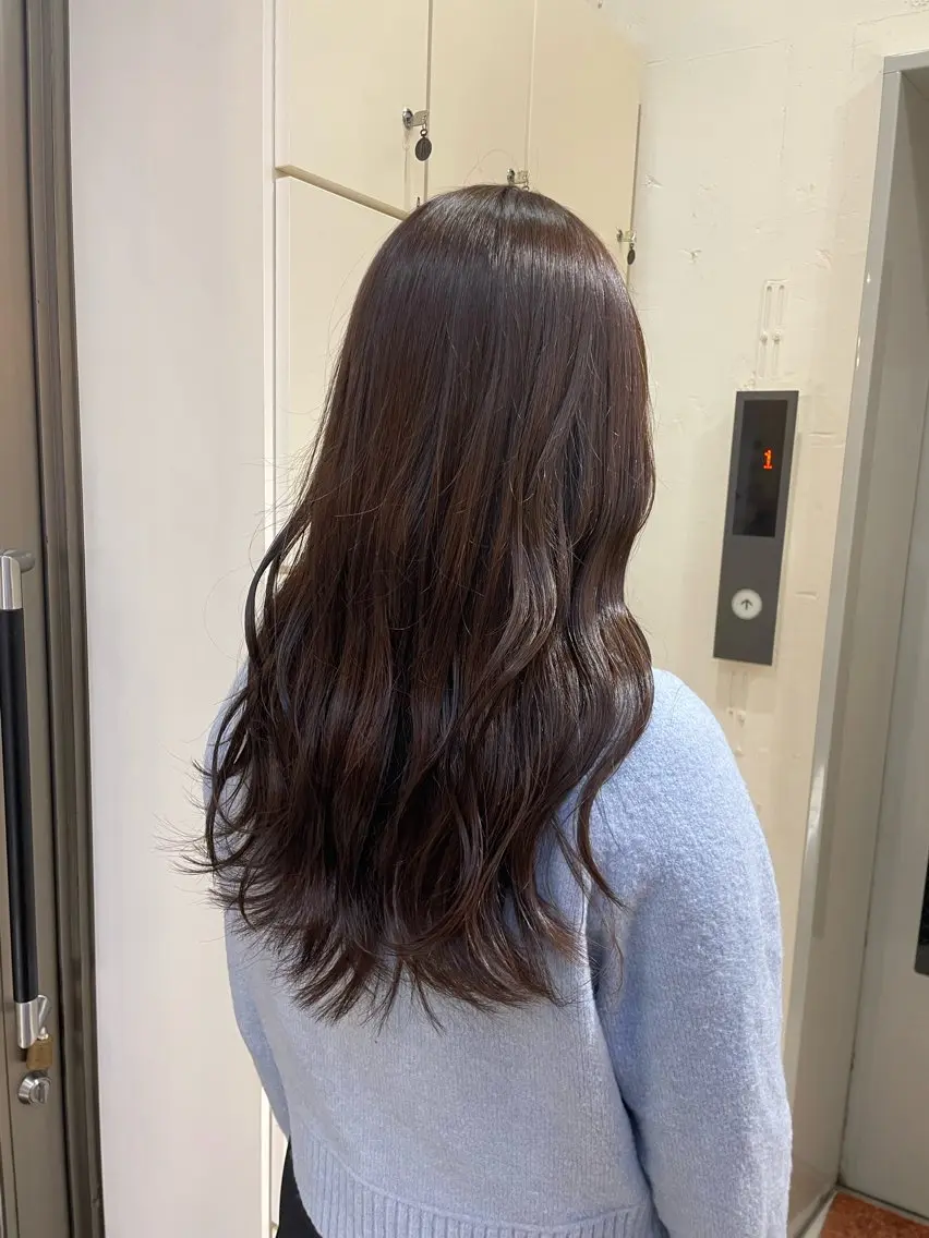 ロング カット ヘアカラー mao♡ベージュ/ 顔周りカットのヘアスタイル