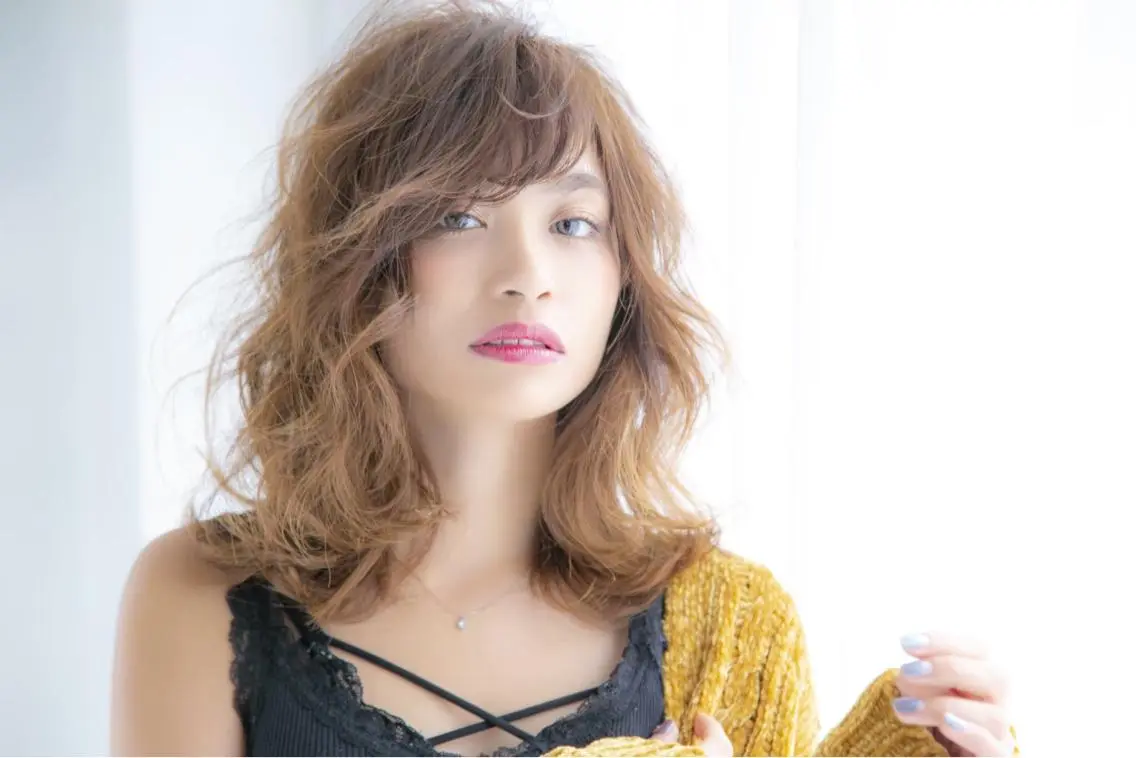 セミロング カラー パーマ 代表 吉澤弘哲のヘアスタイル
