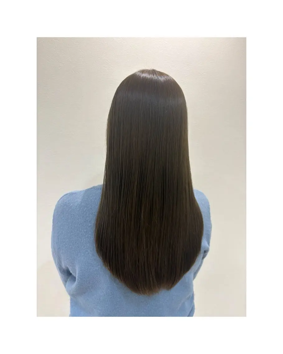 ロング 青柳 鈴菜のヘアスタイル