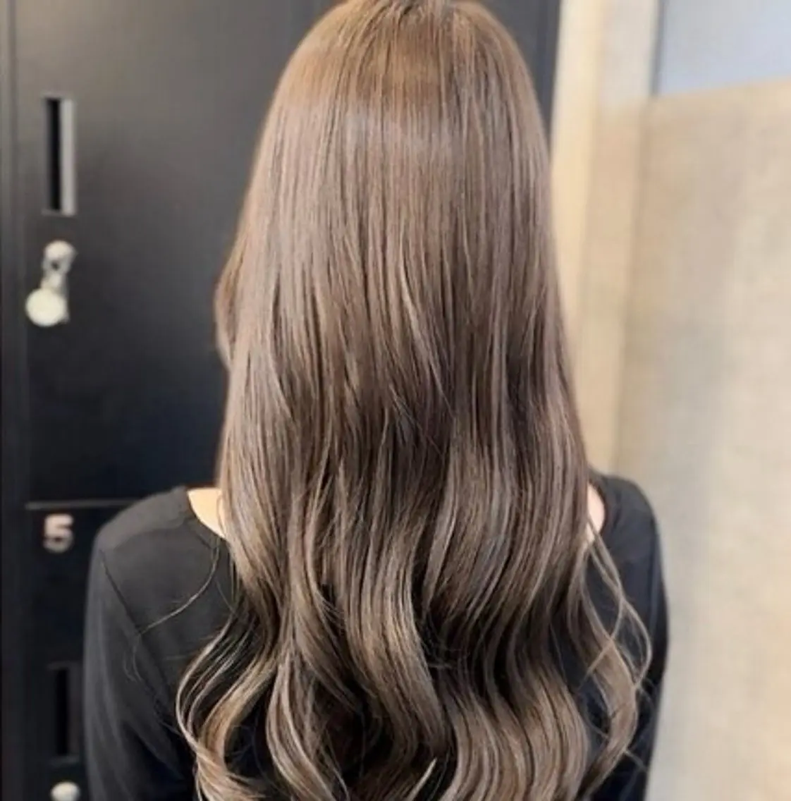 ロング カラー ヘアカラー トリートメント Yasu (ヤス)のヘアスタイル