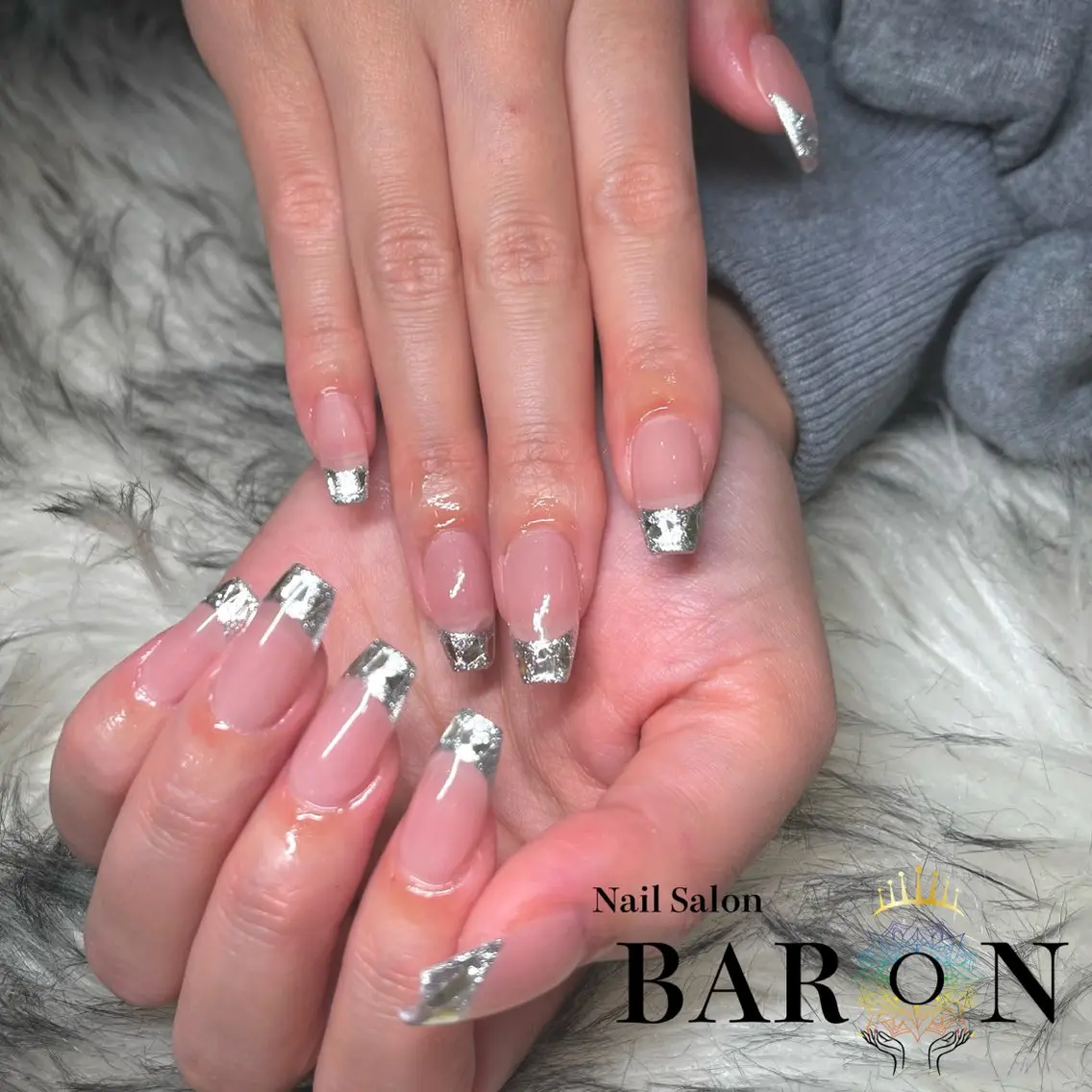 ネイル フレンチネイル ガラスフレンチ ハンドネイル ☆SAKI☆ BARON 店長のネイルデザイン