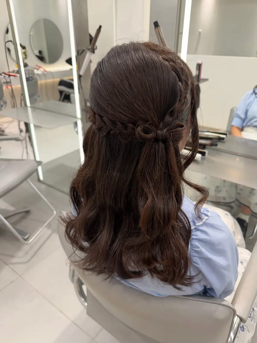 ヘアアレンジ ハーフアップ 結婚式・ブライダル ヘアセット ヘアセット🎀耳つぼ 👂💎MONAMIのヘアスタイル