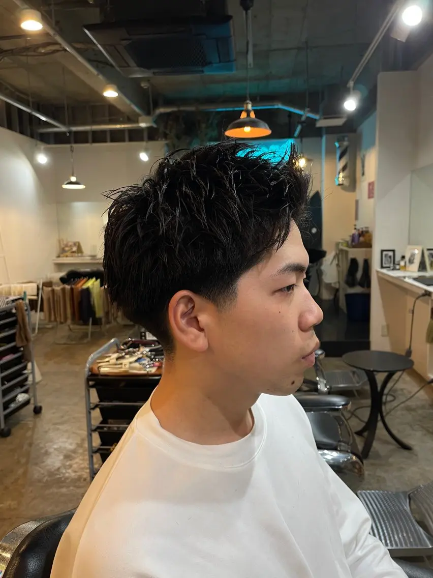 ショート メンズ スパイキーショート ショートヘア 阿部 慈導のヘアスタイル