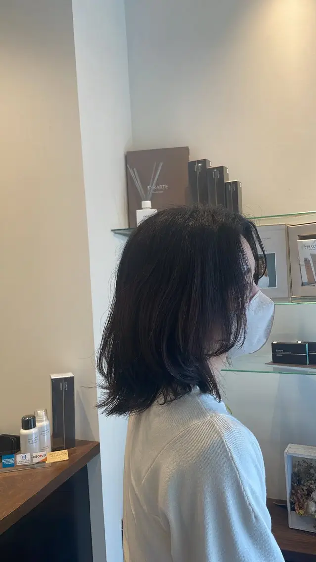 ミディアム くびれヘア 特化✨透明感カラー 白髪染め✨住田緋菜のヘアスタイル