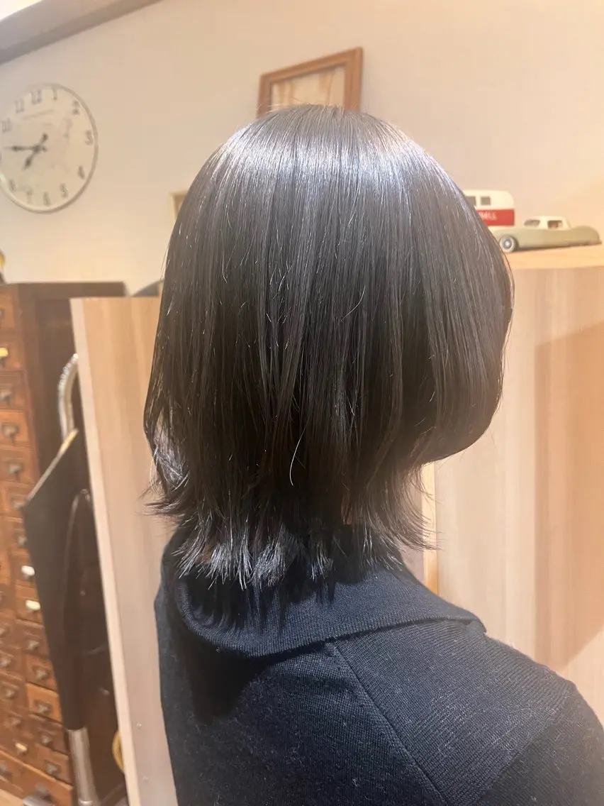 ミディアム ボブレイヤー ボブ くびれヘア レイヤーカット ウルフカット カット 臺 佳連のヘアスタイル