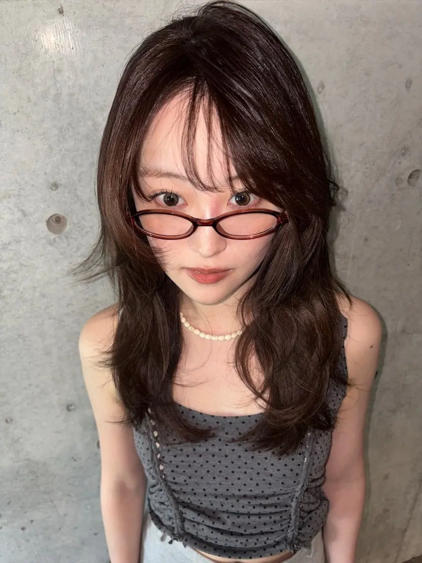 ロング カラー カット ヘアカラー トリートメント Saki/レイヤー/ 柔色カラー/顔まわりのヘアスタイル