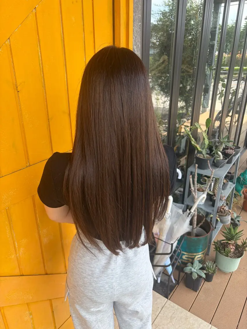 ロング ヘアカラー トリートメント 織部 望のヘアスタイル