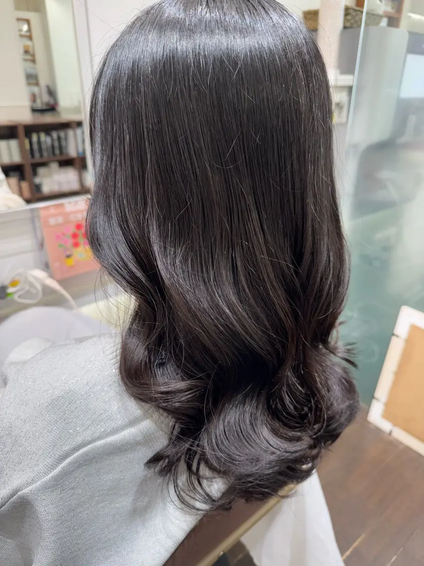 ロング パーマ カット パーマ デジタルパーマ🫧 韓国風ヘア🫧サクラのヘアスタイル
