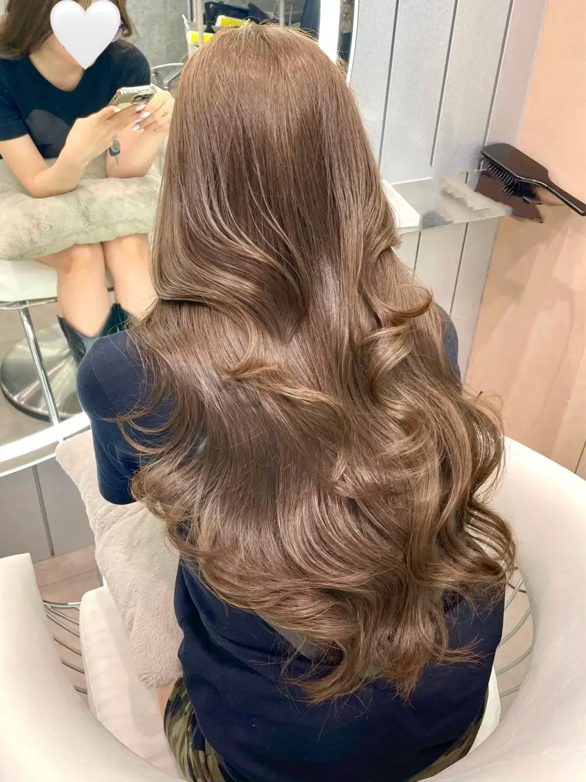 ロング カラー ヘアアレンジ ロングレイヤー ベージュカラー ブリーチ 透明感カラー ダブルカラー カット ヘアカラー トリートメント ヘアセット 縮毛矯正ブリーチなし 🍒❤ゆうきのヘアスタイル