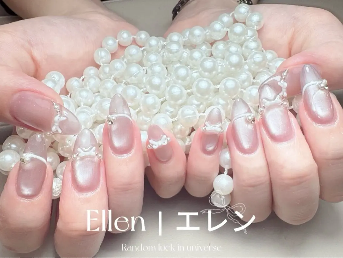 ネイル フレンチネイル ジェルネイル ガラスフレンチ マグネットネイル 持ち込み E llenのネイルデザイン