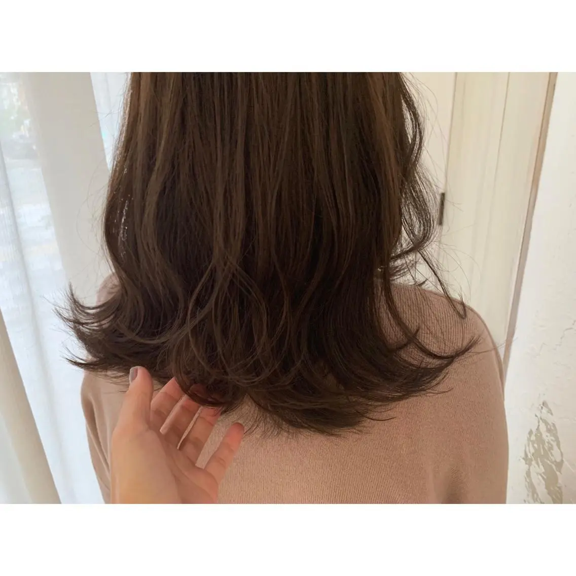 セミロング カラー fio マナミのヘアスタイル