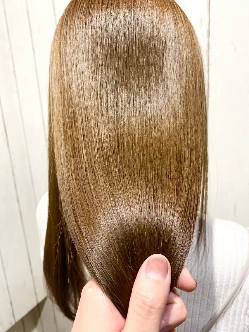 セミロング カラー パーマ ヘアアレンジ くせ毛 髪質改善 酸性ストレート ストレートパーマ カット ヘアカラー 縮毛矯正 トリートメント 👑指名率No.1 👑坂口飛翔のヘアスタイル