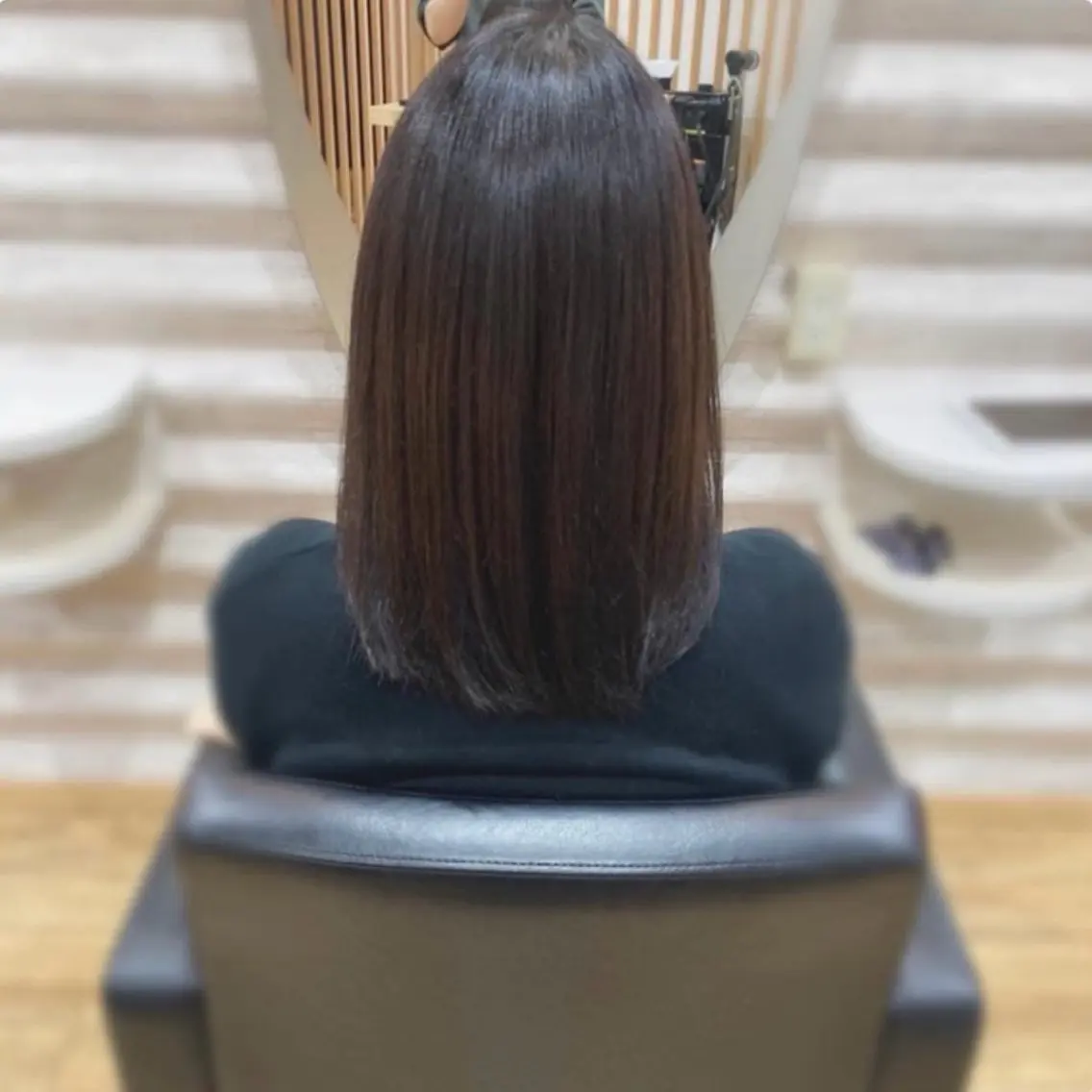 セミロング カラー 髪質改善 カット トリートメント KON｜ごまかさない 艶。酸熱×精密カットのヘアスタイル