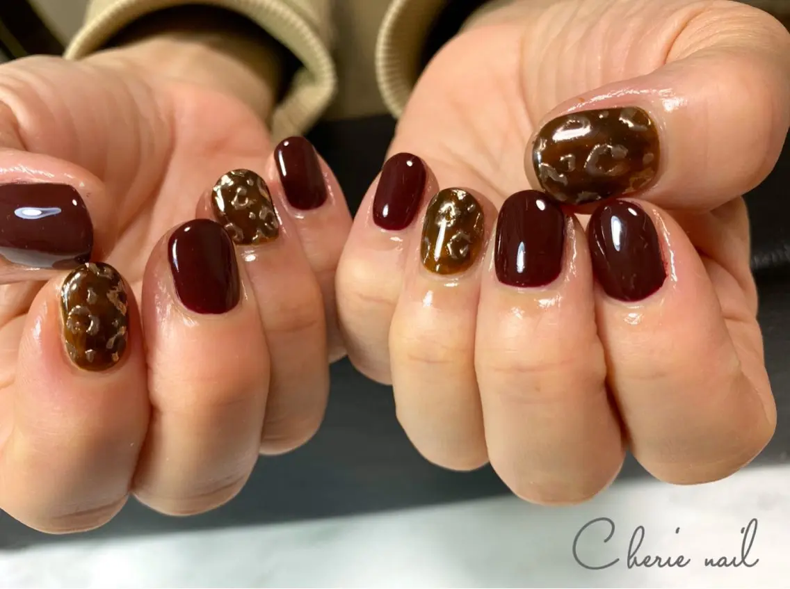 ネイル ボルドー ジェルネイル ミラーネイル ハンドネイル Cherienail yunaのネイルデザイン