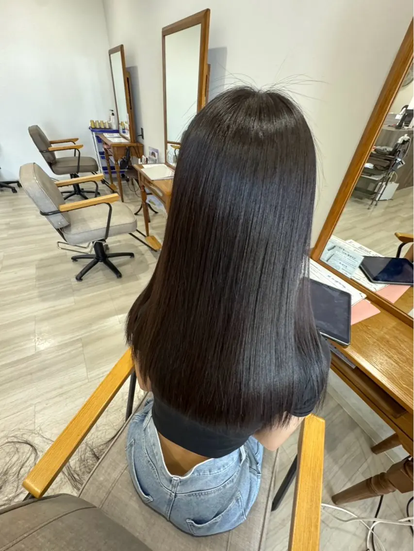 ロング カット 縮毛矯正 トリートメント 🌷岸 麻衣🌷のヘアスタイル