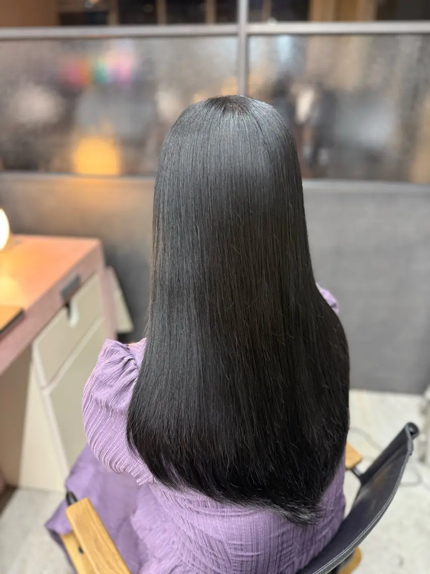 ロング アッシュ 髪質改善 韓国風ヘア レイヤーカット おくれ毛 カット ヘアカラー 縮毛矯正 髪質改善カラー🦋 レイヤー/ナカネのヘアスタイル