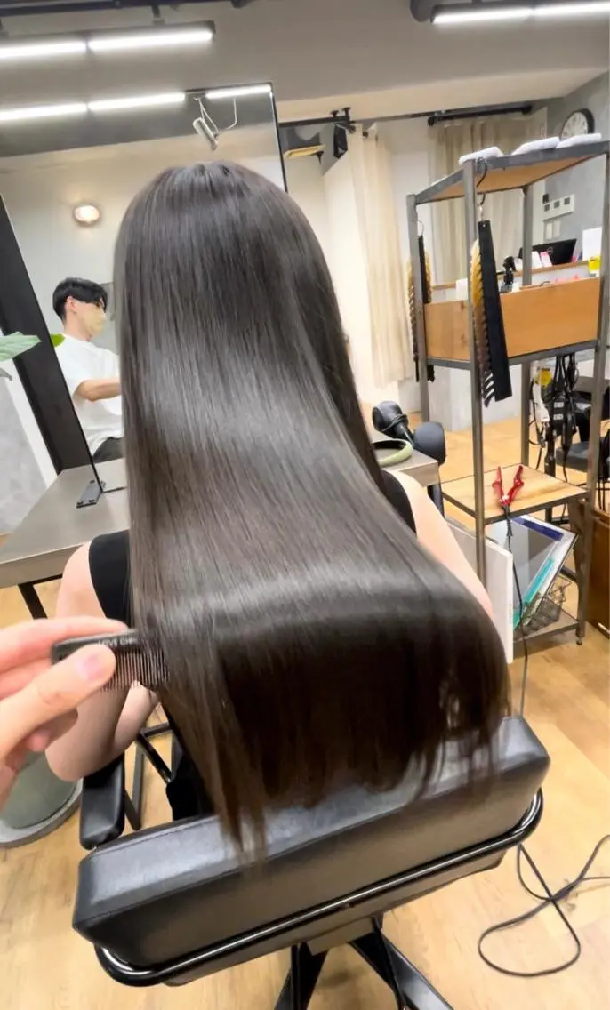 神がかった艶🌹✨髪質改善カラー（ブリーチなし）➕絹髪トリートメント【ロングヘア限定】の写真