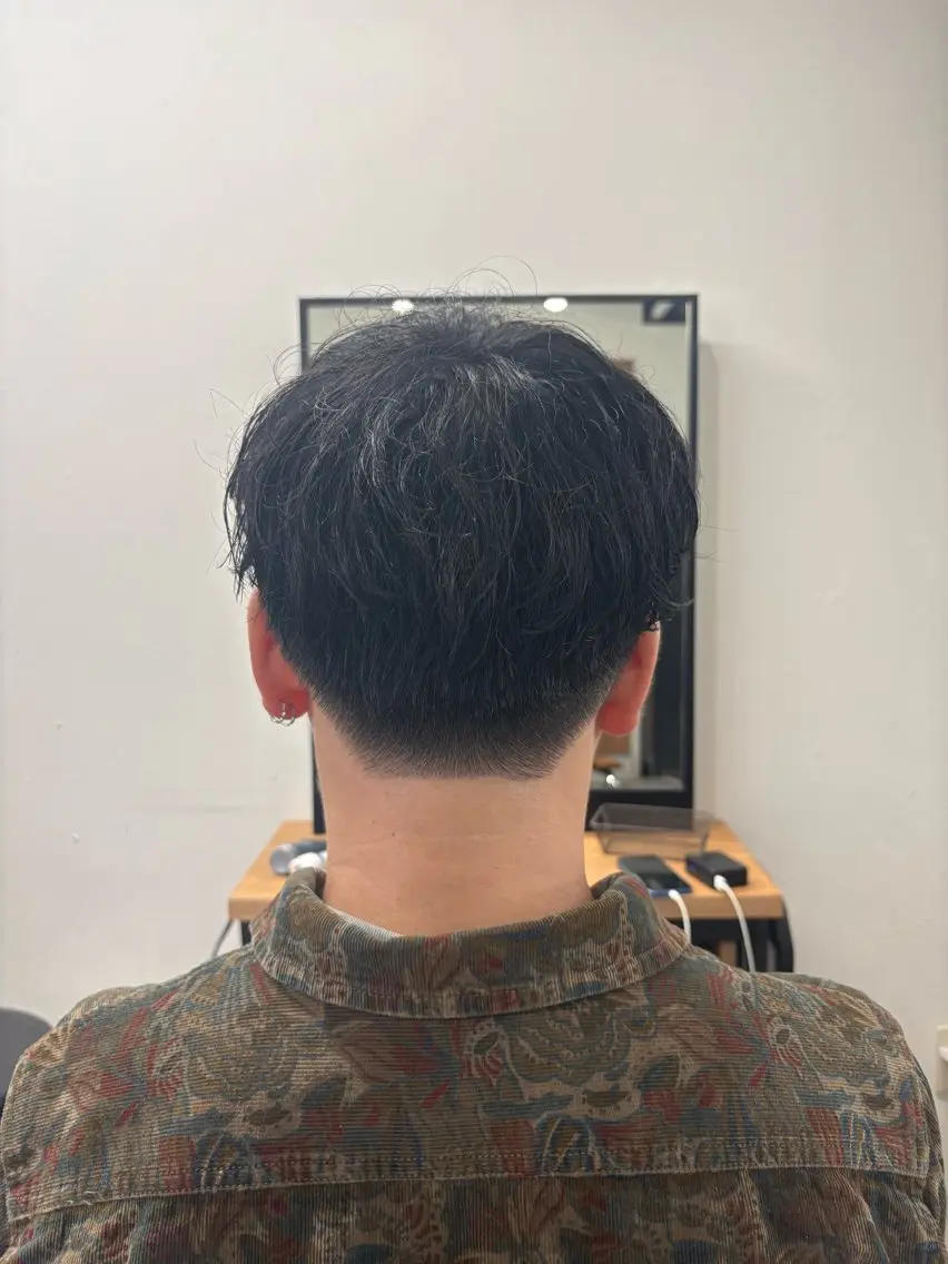 パーマ メンズ スペインカール 下北沢メンズパーマ 特化園田　楓莉のヘアスタイル