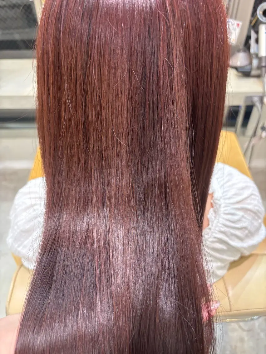 ロング ヘアカラー Mo eのヘアスタイル