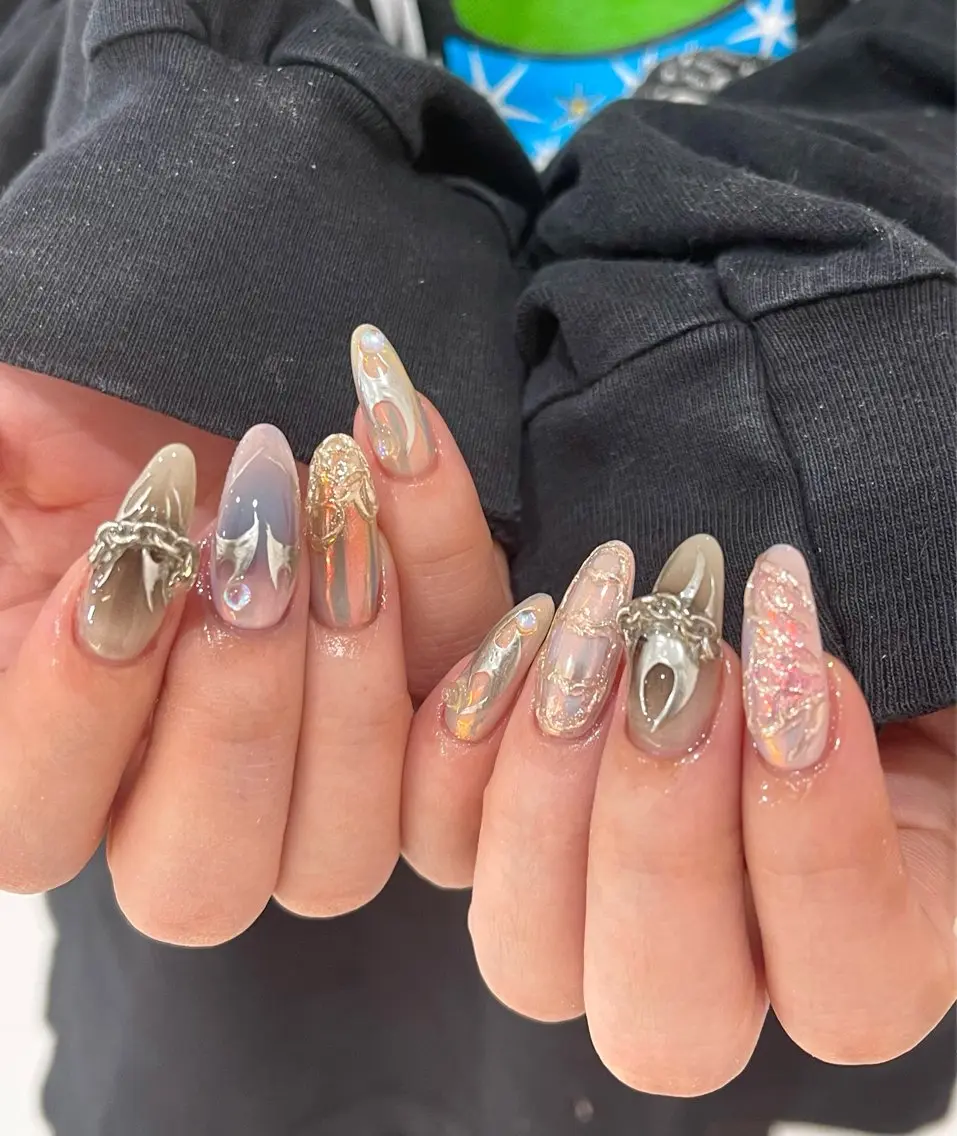 ネイル アートネイル FLY Nail Salonのネイルデザイン