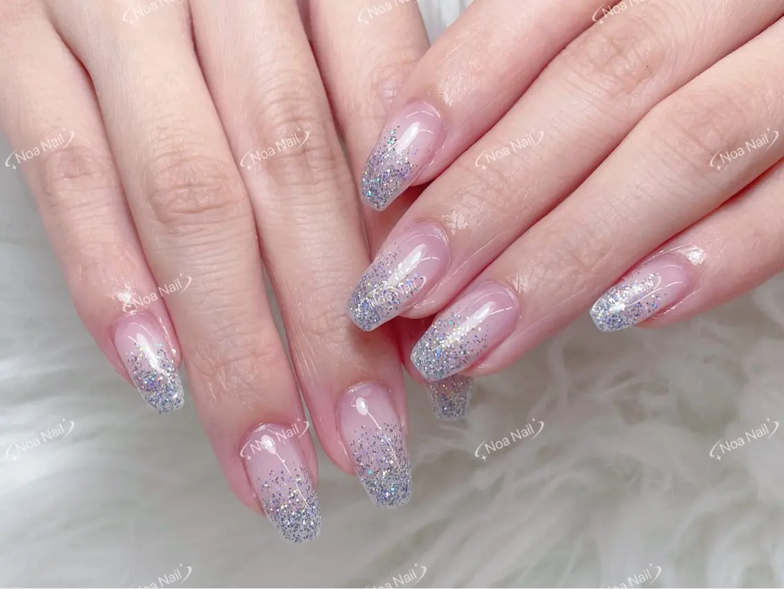 ネイル フレンチネイル グラデーション 韓国ネイル マグネットネイル ミラーネイル ハンドネイル Noa Nail みつきのネイルデザイン