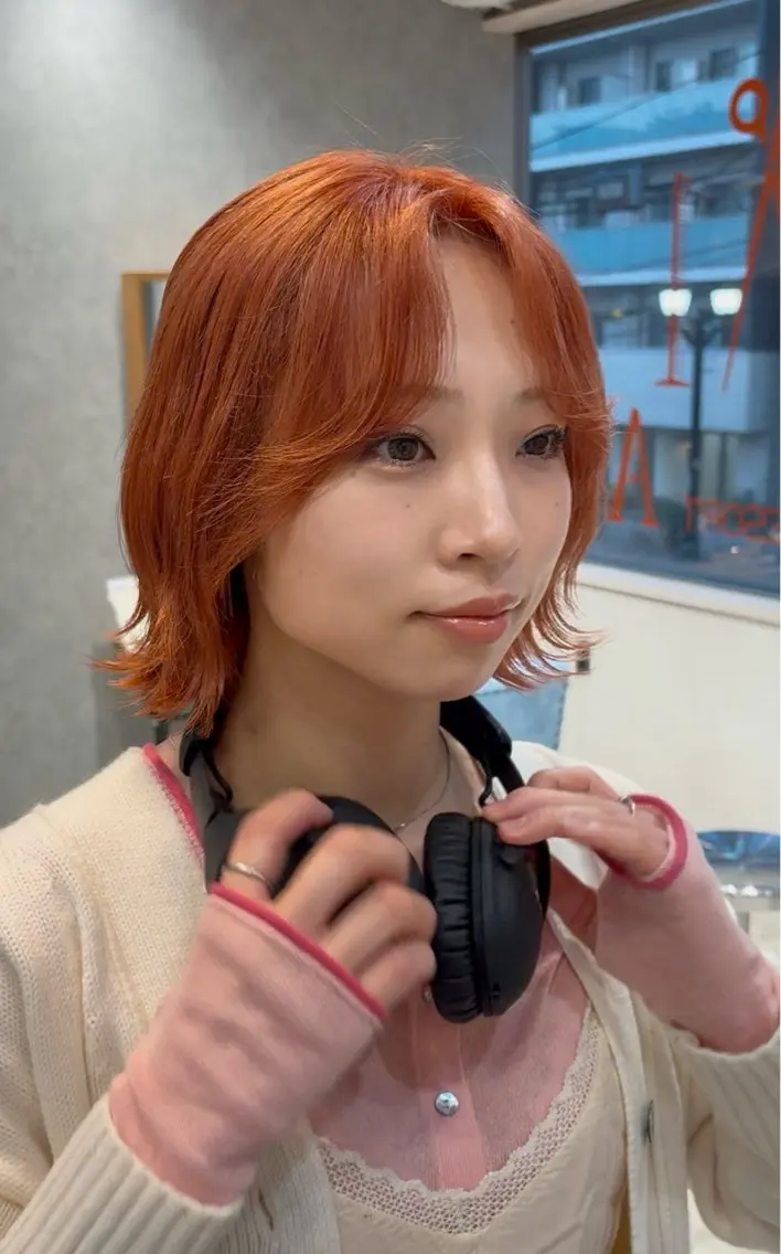 ミディアム カラー ヘアアレンジ オレンジ タンバルモリ カット ヘアカラー 🧶ブリーチカラー TERU🧶のヘアスタイル