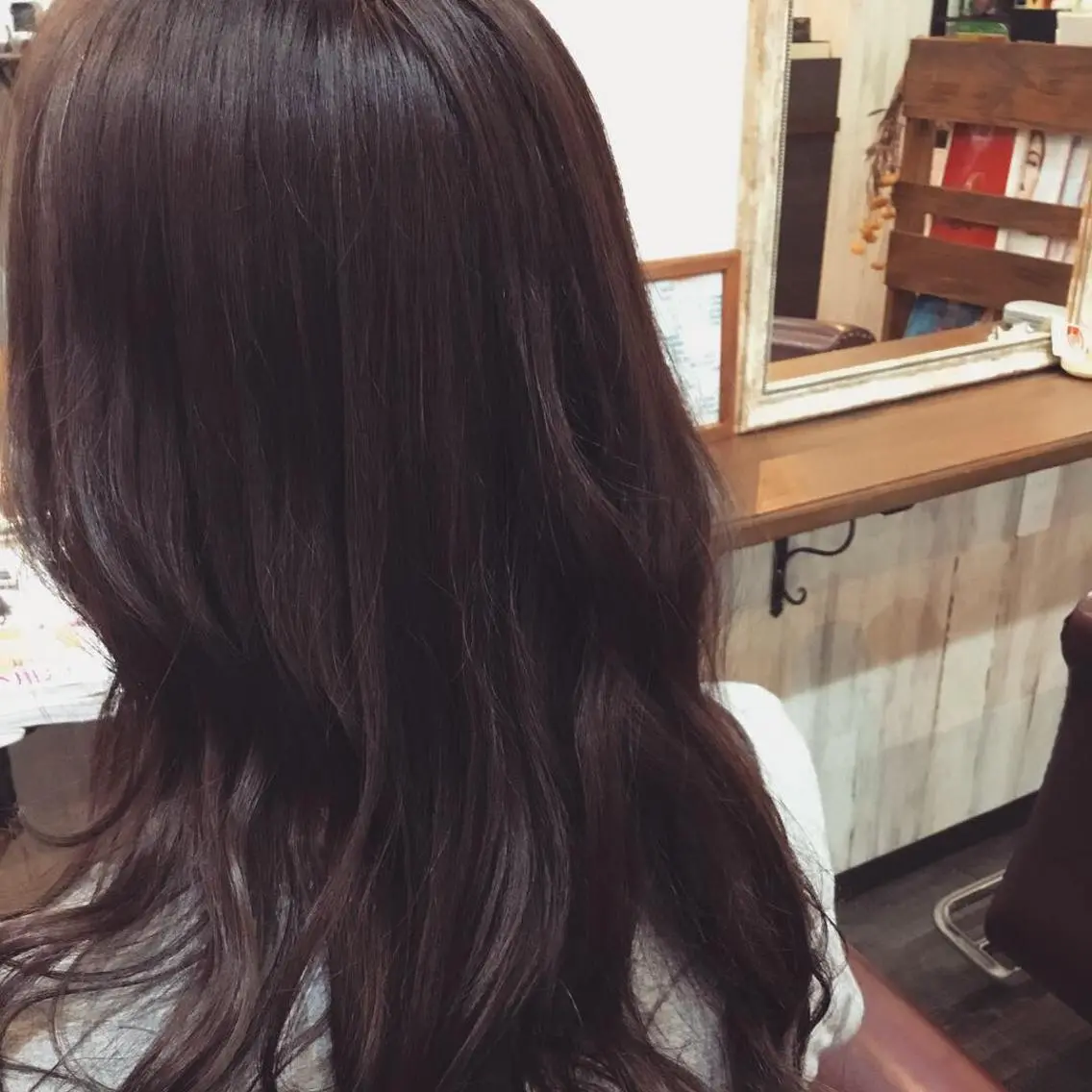 セミロング カラー embrace エンブレイスのヘアスタイル