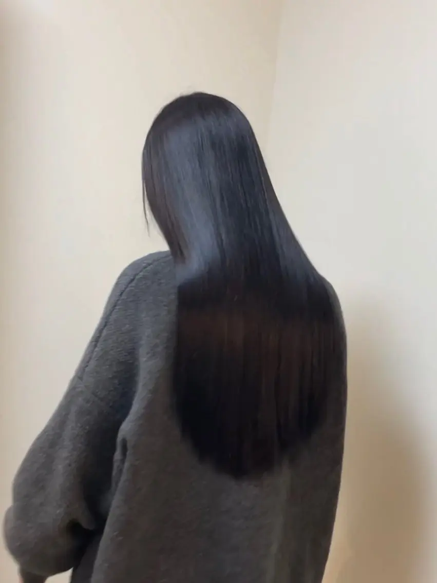 ロング カラー シルバー ピンクカラー🎀 米津 美佑のヘアスタイル