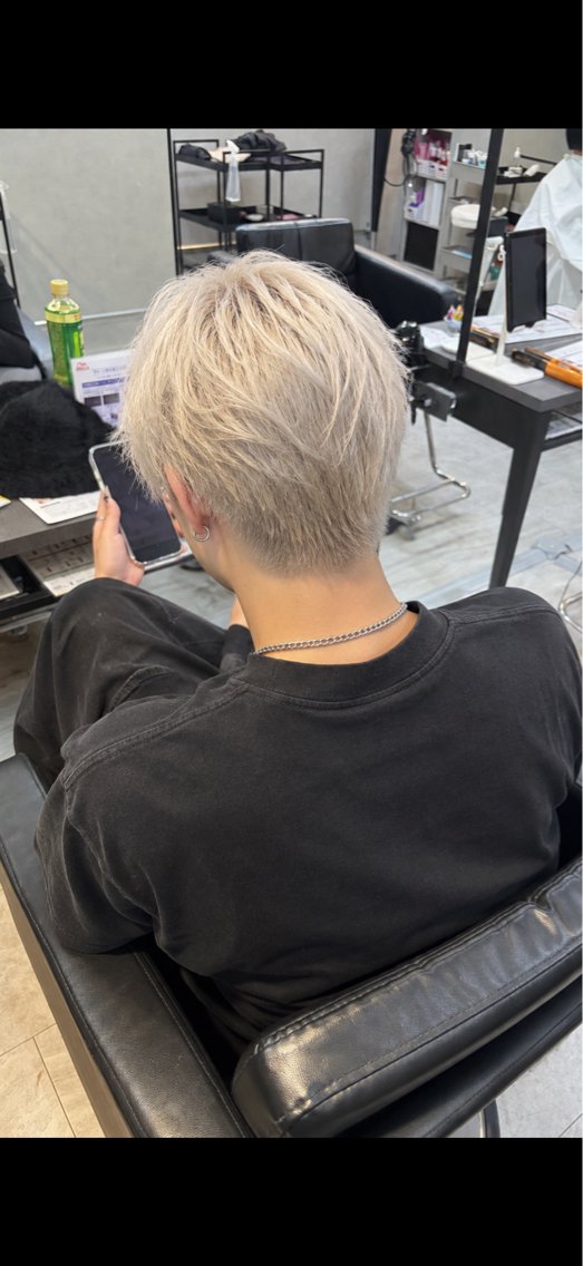 【メンズ限定】💎全頭ケアブリーチ+カラー+カット💎の写真