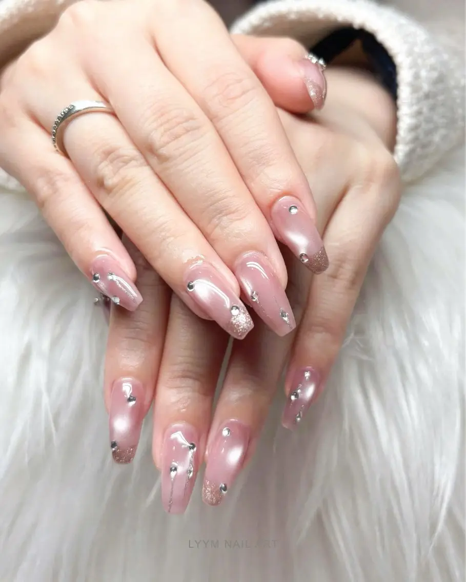 ネイル 卒業式 氷ネイル・うるうるネイル 韓国ネイル ラメ(グリッター) ミラーネイル LYYM Salonのネイルデザイン
