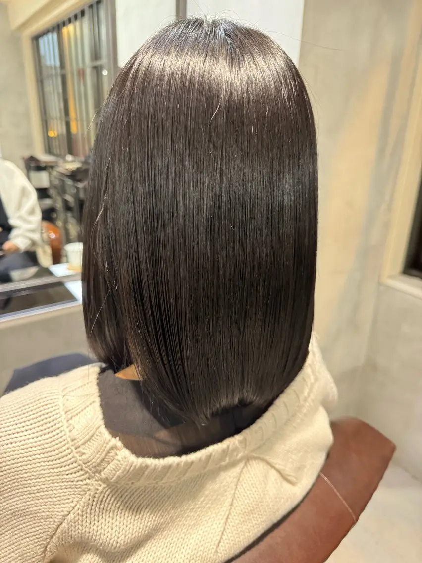 【毎月メンテナンス】カット+リタッチカラー+3ステップトリートメントの写真