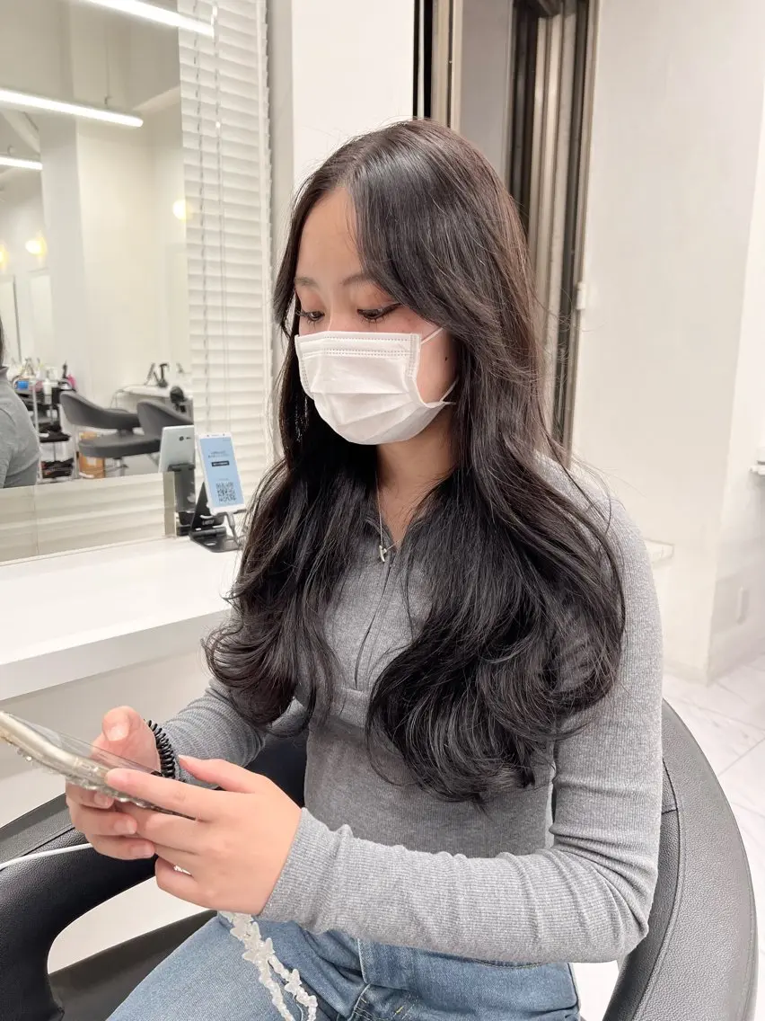 ロング カラー パーマ ヘアアレンジ メンズ キッズ 上品＆韓国風 🥀海心🥀のヘアスタイル