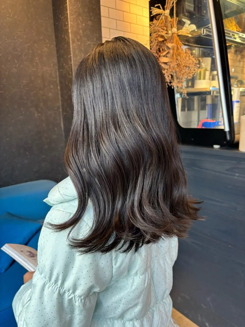 ロング キッズ 【aini天王寺】 𝐚𝐢𝐫𝐢✂︎のヘアスタイル