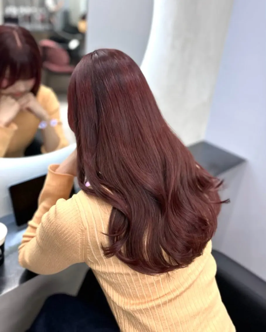 カラー ヘアカラー トリートメント ヘッドスパ youres hairのヘアスタイル