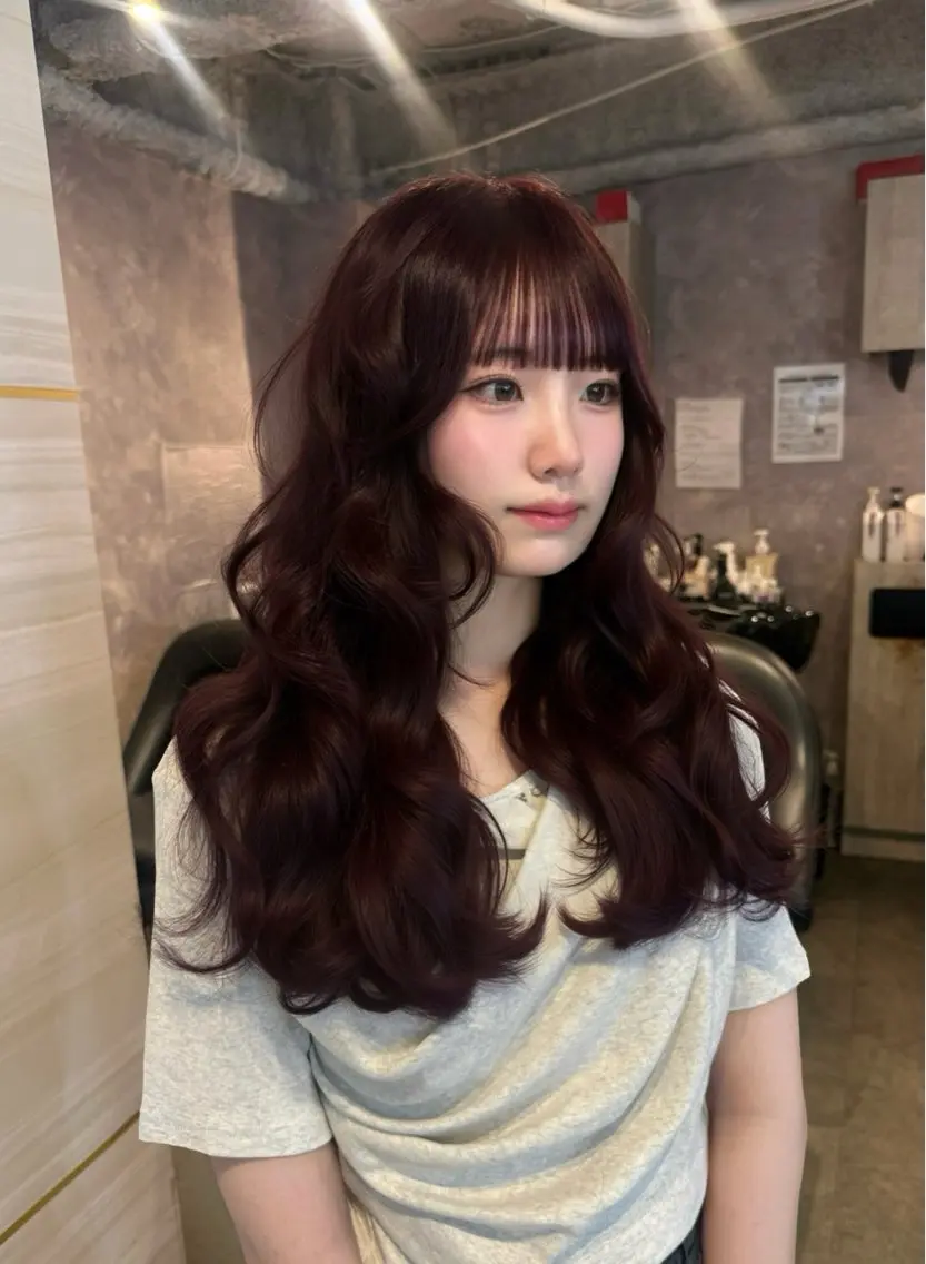 ロング カラー ヘアアレンジ ヘアカラー トリートメント 🌱巴結生🌿グレー ジュ☁️ミルクティーのヘアスタイル