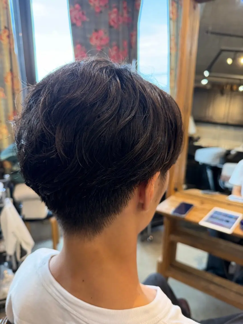 ショート パーマ ヘアアレンジ メンズ センターパート 刈り上げ カット パーマ 🍀Ryosuke 🍀のヘアスタイル
