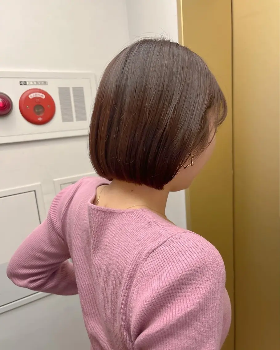 ショート カラー ブラウンカラー ボブ カット ヘアカラー トリートメント 透明感カラー│ レイヤーヘア中居美樹のヘアスタイル