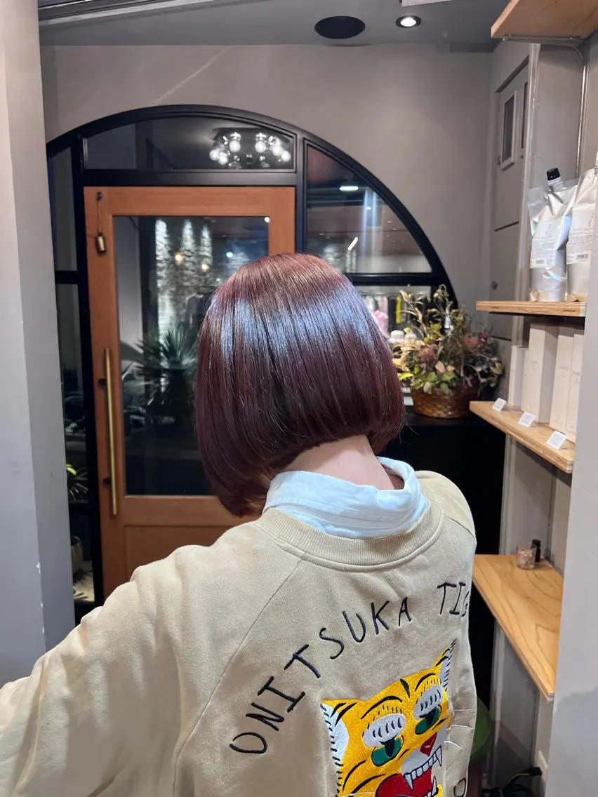 ショート カラー 切りっぱなしボブ ボブ 神戸ボブ✂️ ioe三宮/田 伸佳のヘアスタイル