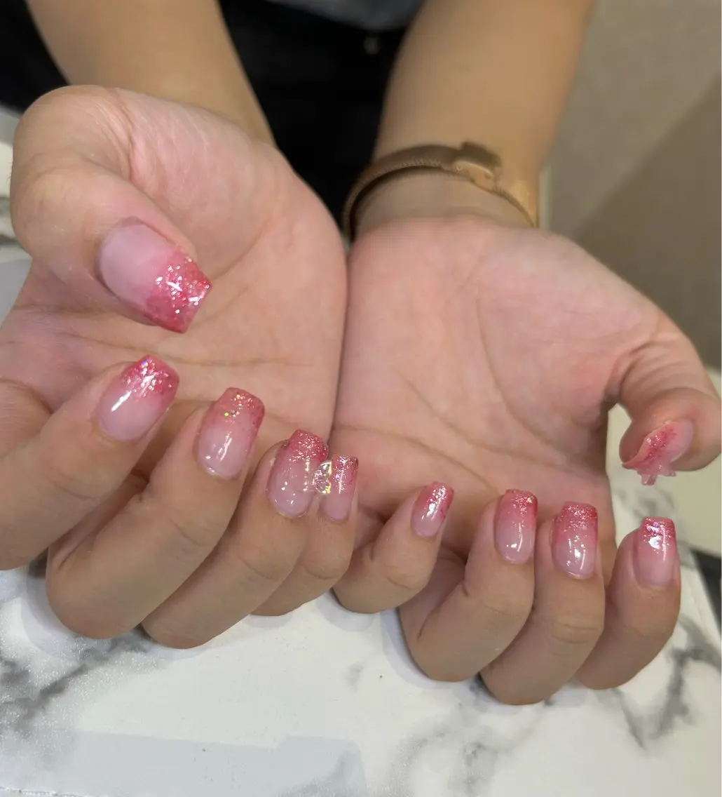 ネイル ラメ(グリッター) ラメグラデーション onnail mikoのネイルデザイン