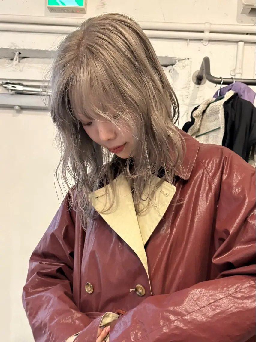 ミディアム カット ヘアカラー ✴︎UNU ✴︎モエカのヘアスタイル