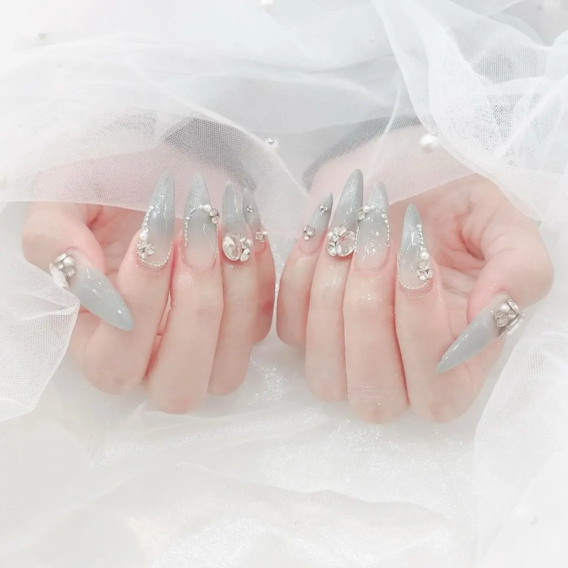 ネイル 長さ出し フラッシュネイル グラデーション キラキラネイル 韓国ネイル kana nailのネイルデザイン