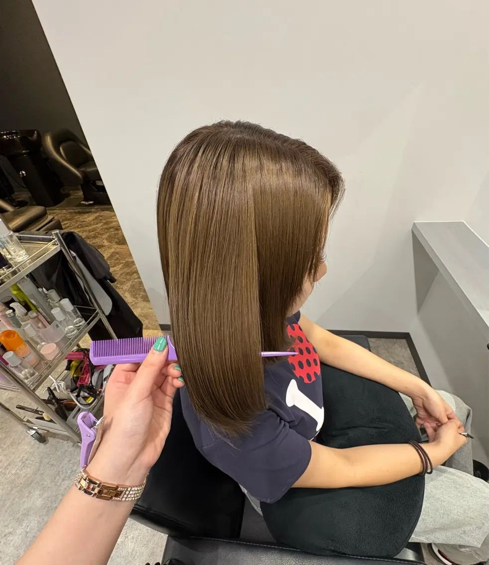 ミディアム カラー ブラウンカラー ヘアカラー ENVY Rikoのヘアスタイル